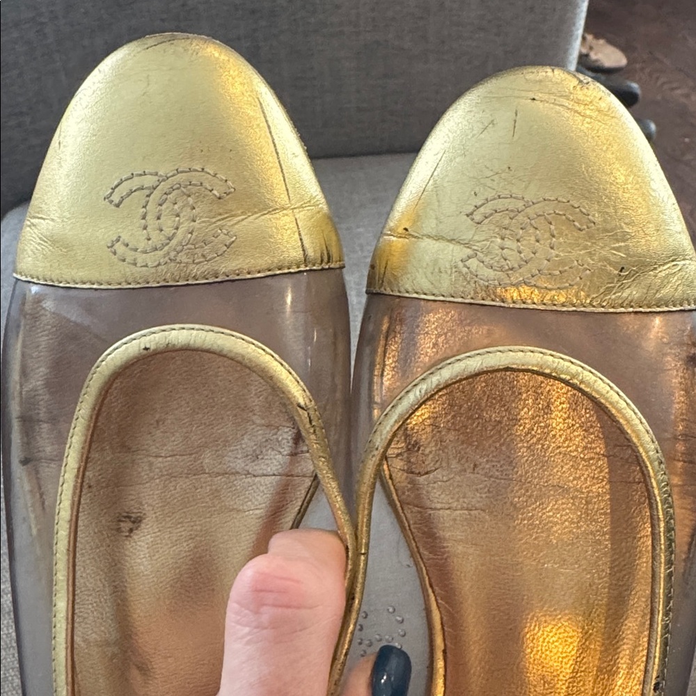 CHANEL Gold and Clear Mesh Cap-Toe Ballet Flats - Picture 5 of 7